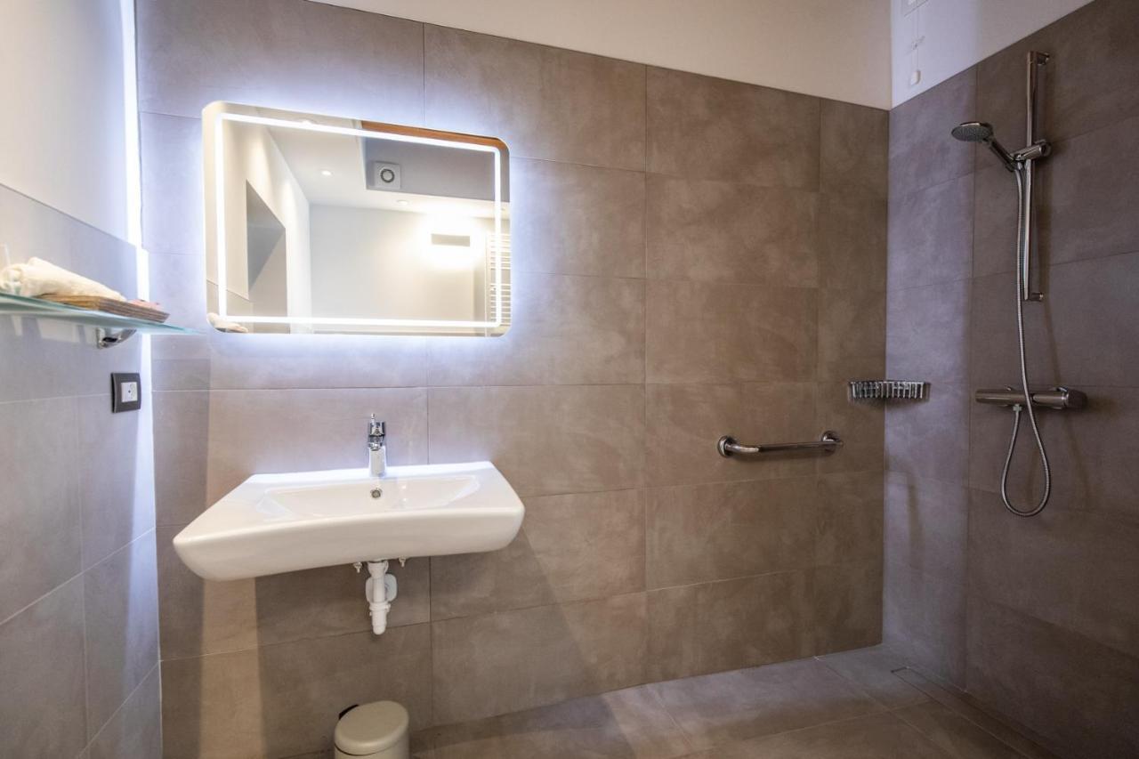 Atmosfere Charme & Country Hotel Borgo San Mauro Exterior photo